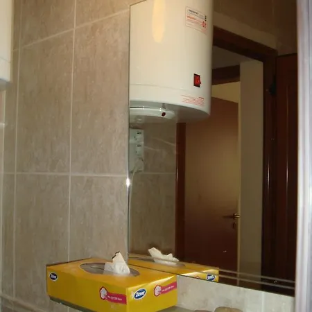 Apartamento Donis *